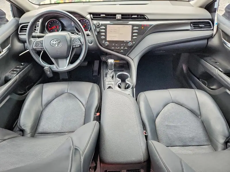 2020 TOYOTA CAMRY XSE  