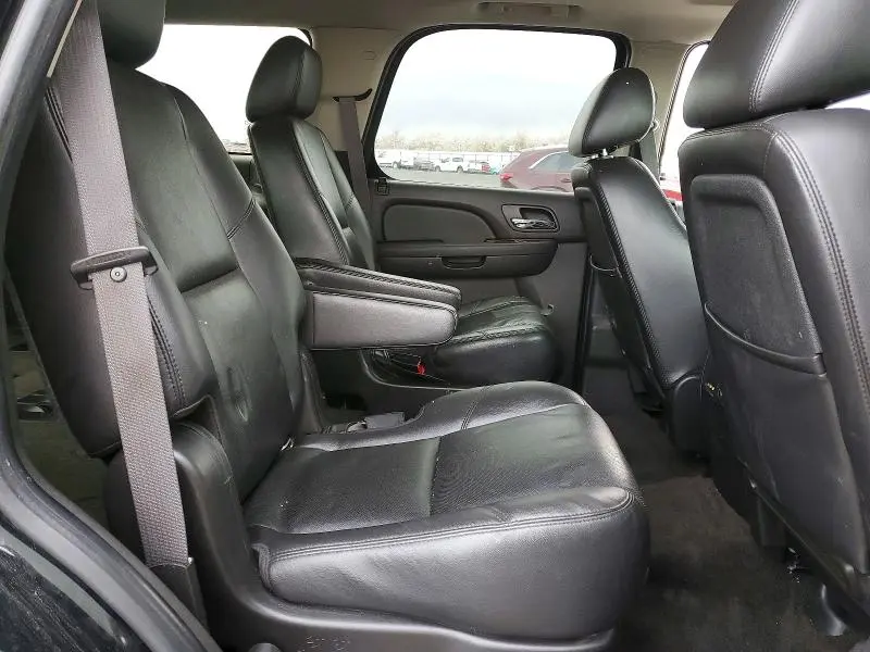 2011 CHEVROLET TAHOE K1500 LTZ  