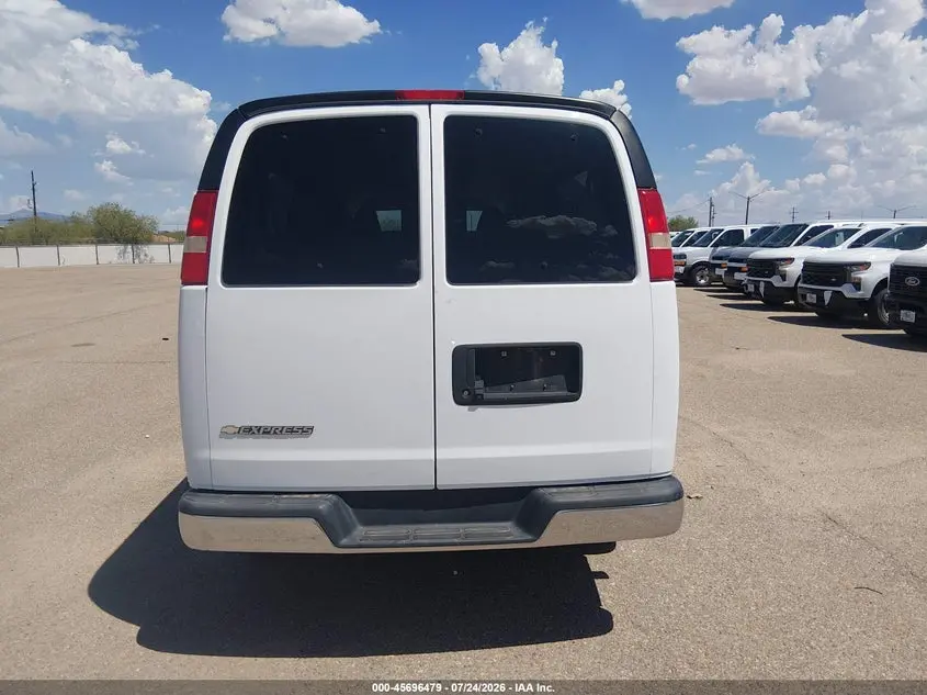 2017 CHEVROLET EXPRESS 3500 LT