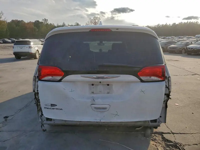 2017 CHRYSLER PACIFICA TOURING L  