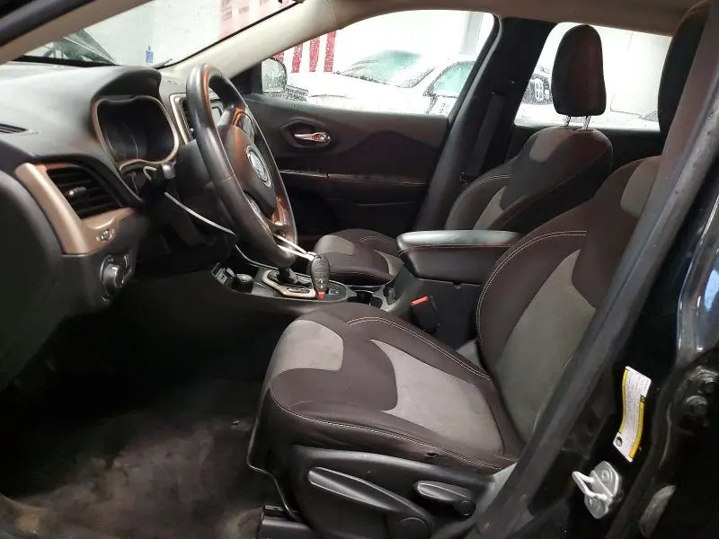 2015 JEEP CHEROKEE SPORT  