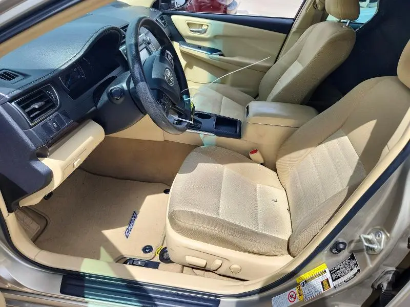 2015 TOYOTA CAMRY LE  
