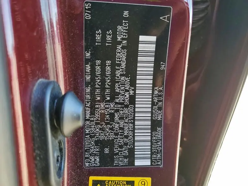 2015 TOYOTA HIGHLANDER LE  