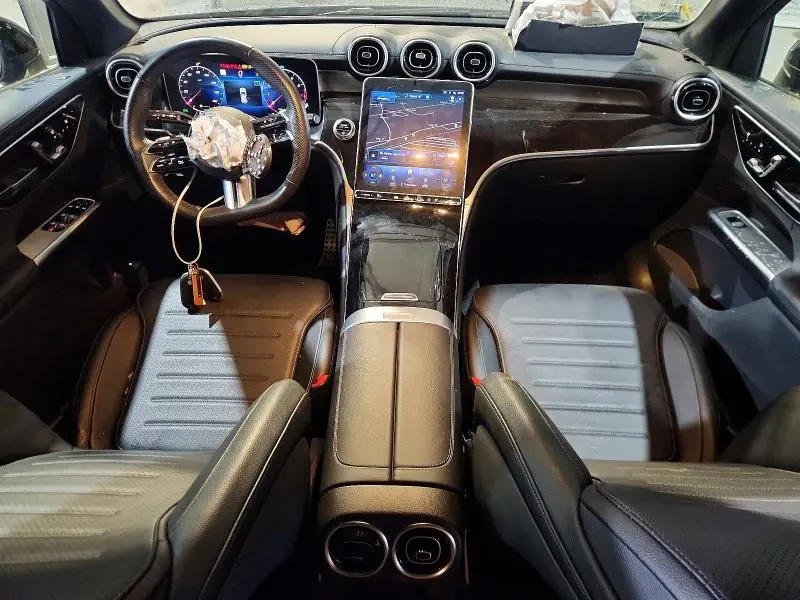 2023 MERCEDES-BENZ GLC 300 4MATIC  