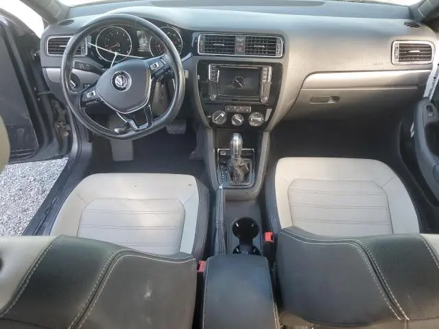 2017 VOLKSWAGEN JETTA SPORT  