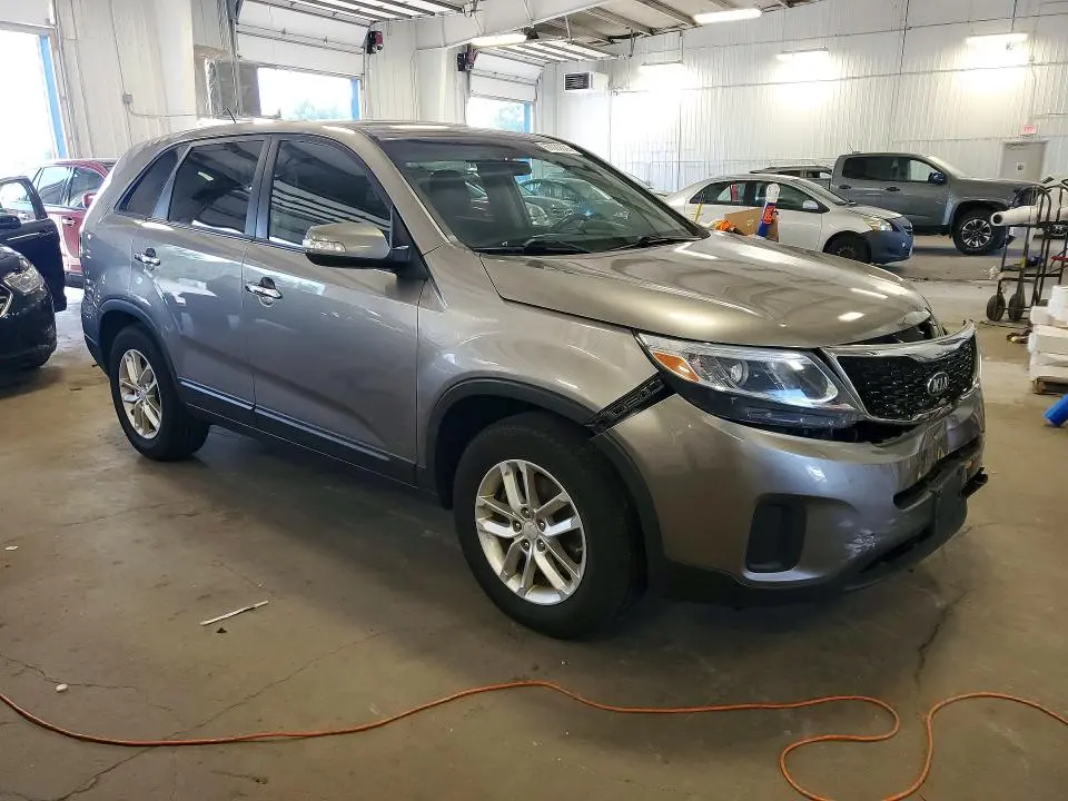 2014 KIA SORENTO LX  
