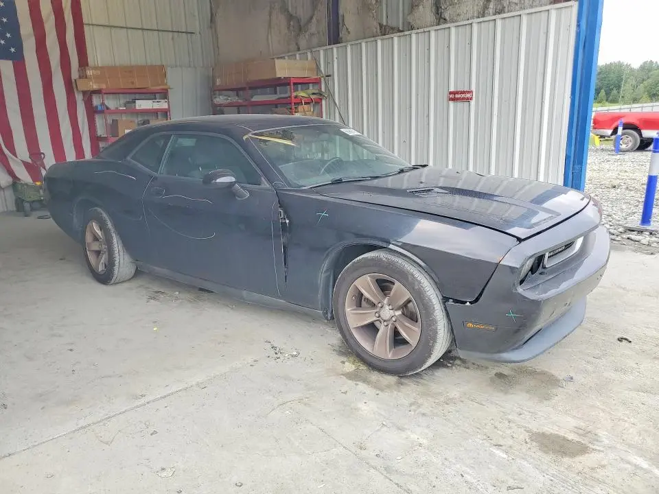 2011 DODGE CHALLENGER   