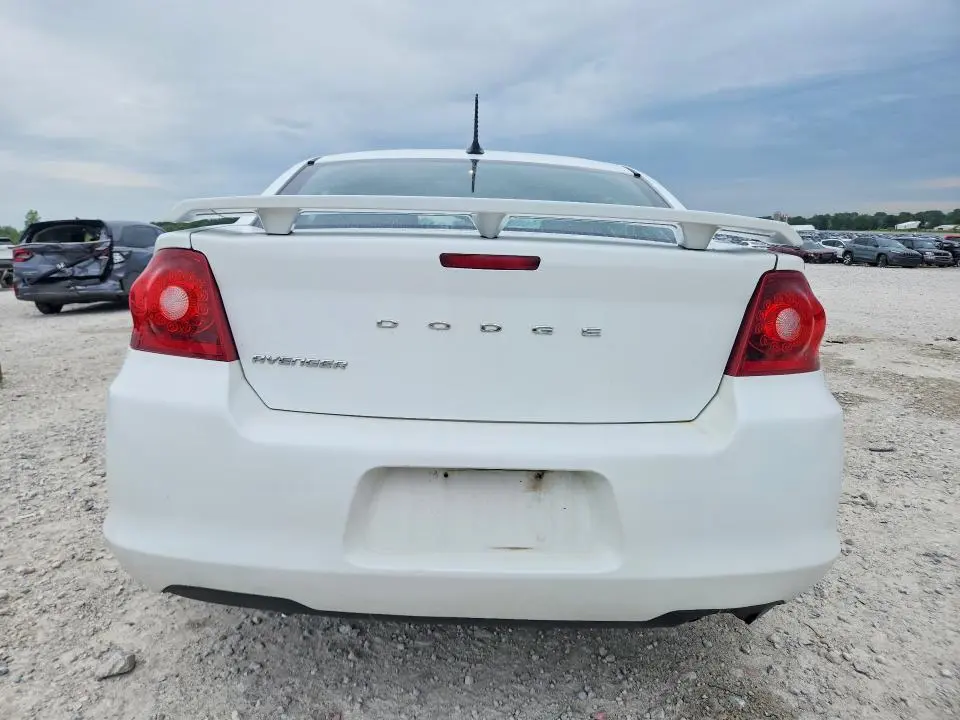 2012 DODGE AVENGER SE  