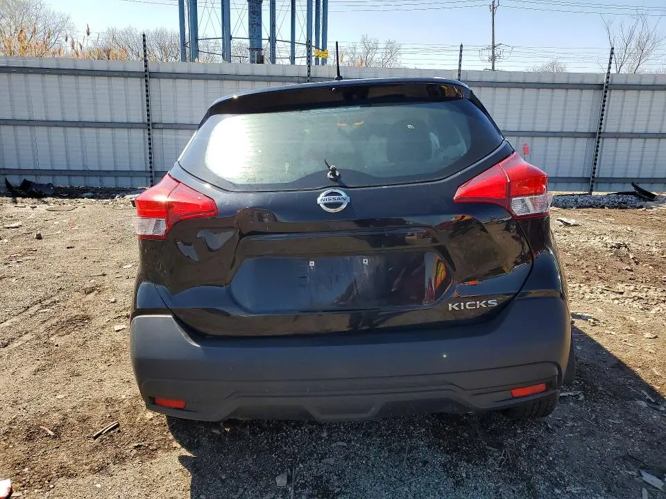 2019 NISSAN KICKS S  