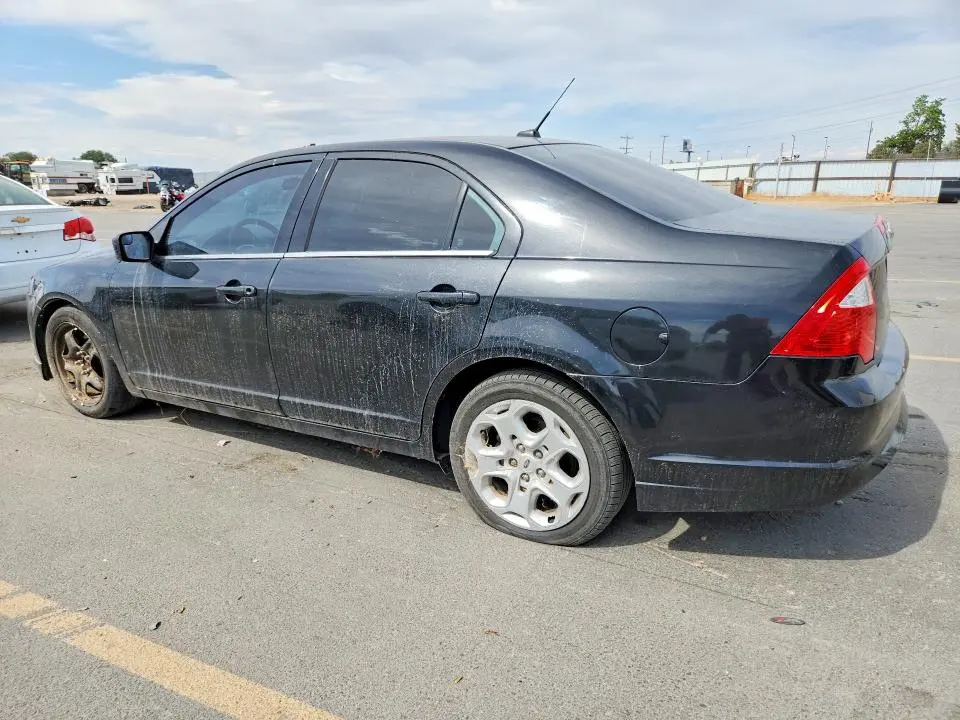 2011 FORD FUSION SE  