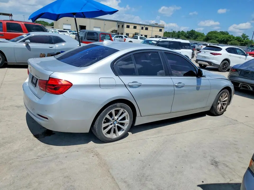 2017 BMW 320 I  