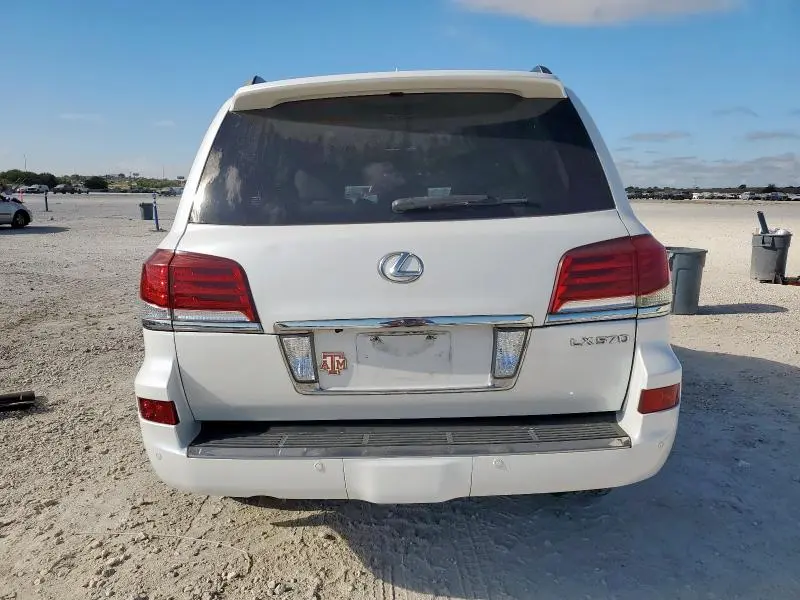 2013 LEXUS LX 570  