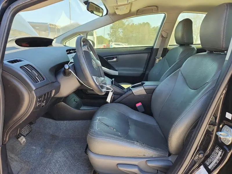 2013 TOYOTA PRIUS TWO  