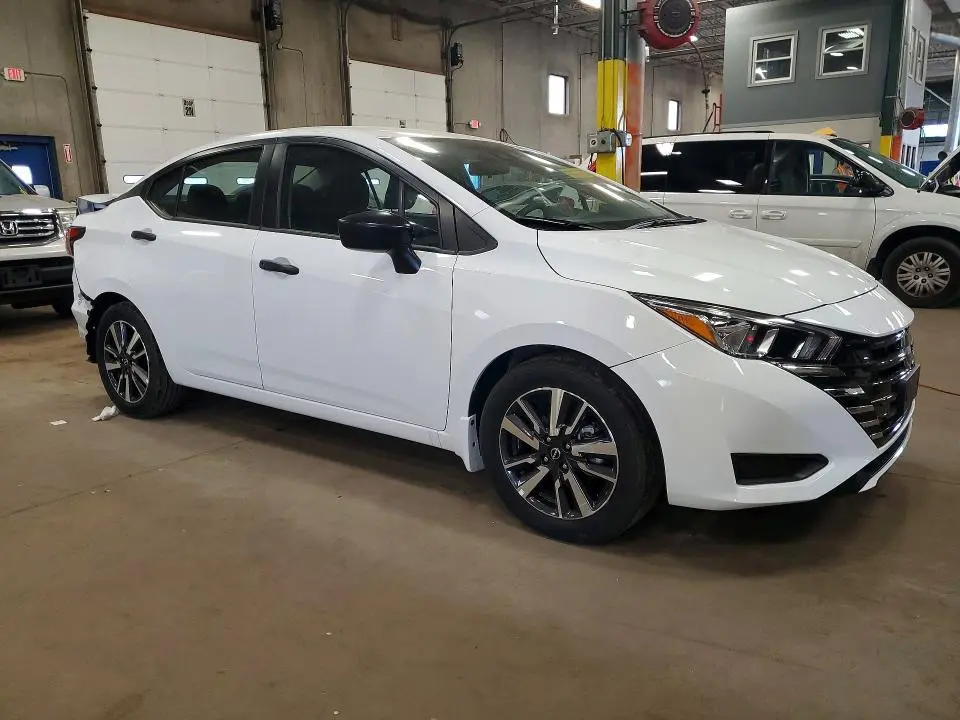2024 NISSAN VERSA S  
