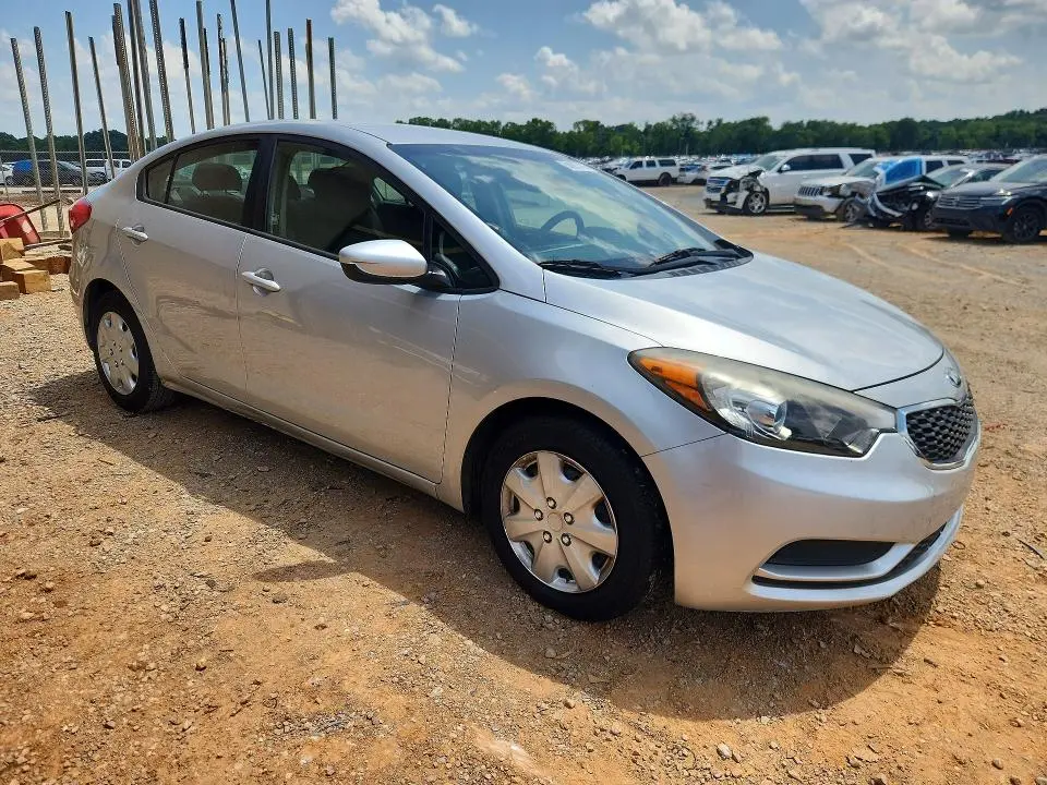 2016 KIA FORTE LX  