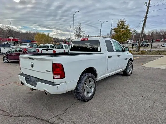 2016 RAM 1500 ST  