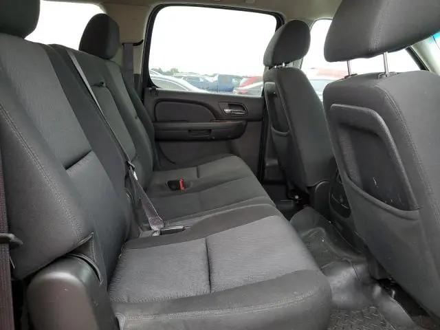 2012 CHEVROLET SUBURBAN K1500 LS  