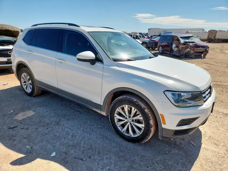 2018 VOLKSWAGEN TIGUAN SE  