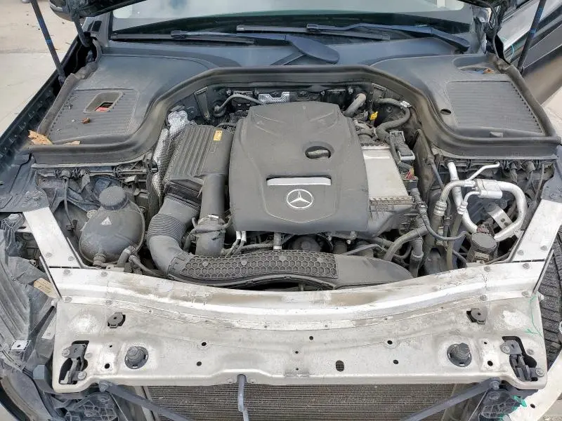 2017 MERCEDES-BENZ GLC 300  