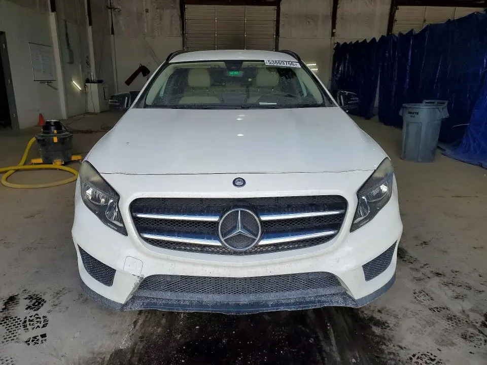 2017 MERCEDES-BENZ GLA 250  