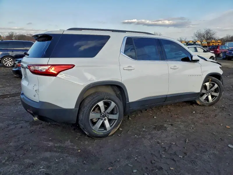 2021 CHEVROLET TRAVERSE LT  