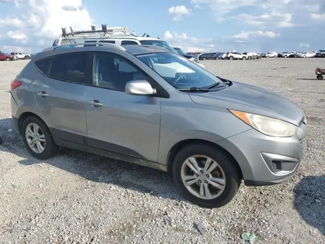2010 HYUNDAI TUCSON GLS  