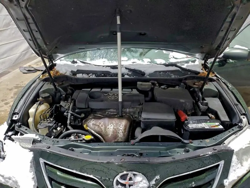 2010 TOYOTA CAMRY BASE  
