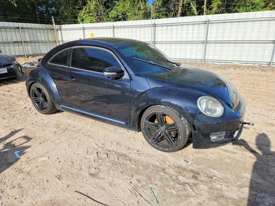2012 VOLKSWAGEN BEETLE TURBO  