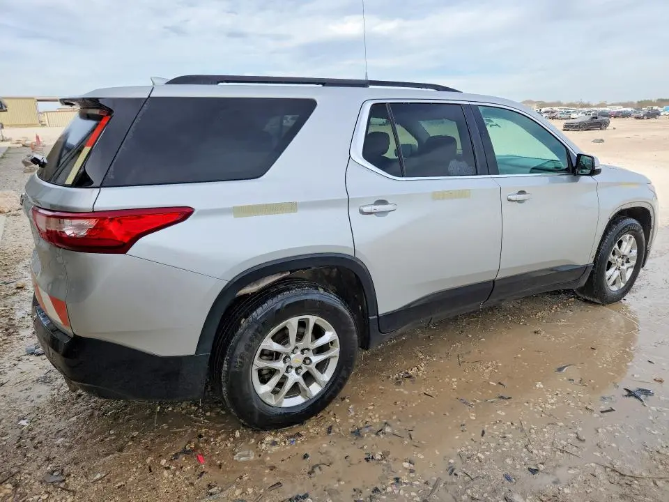 2019 CHEVROLET TRAVERSE LT  
