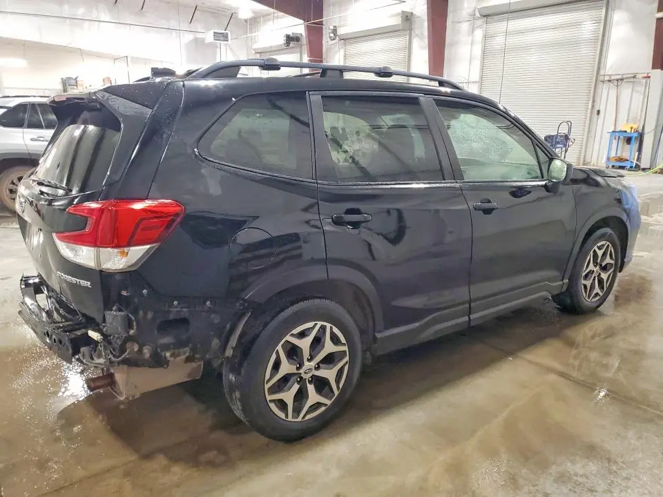 2019 SUBARU FORESTER PREMIUM  