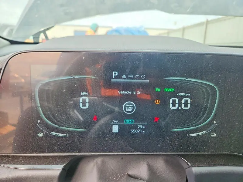 2024 KIA NIRO EX  