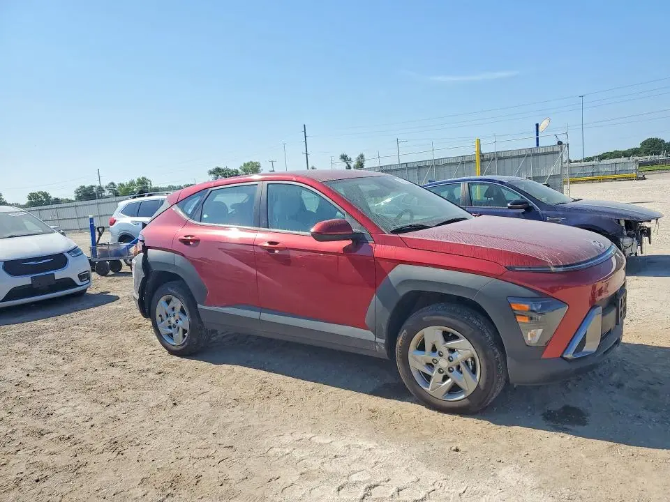2025 HYUNDAI KONA SE  
