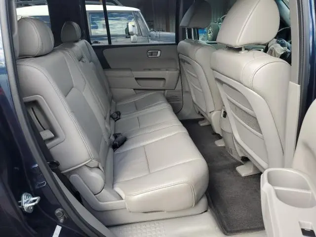 2011 HONDA PILOT EXLN  