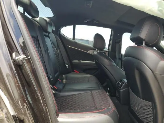 2019 GENESIS G70 PRESTIGE  