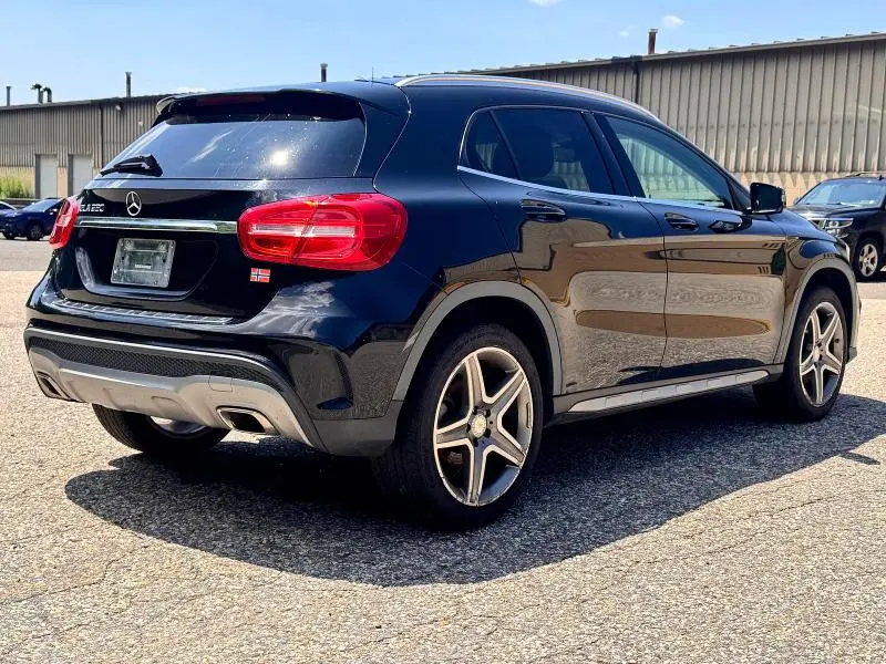 2015 MERCEDES-BENZ GLA 250  