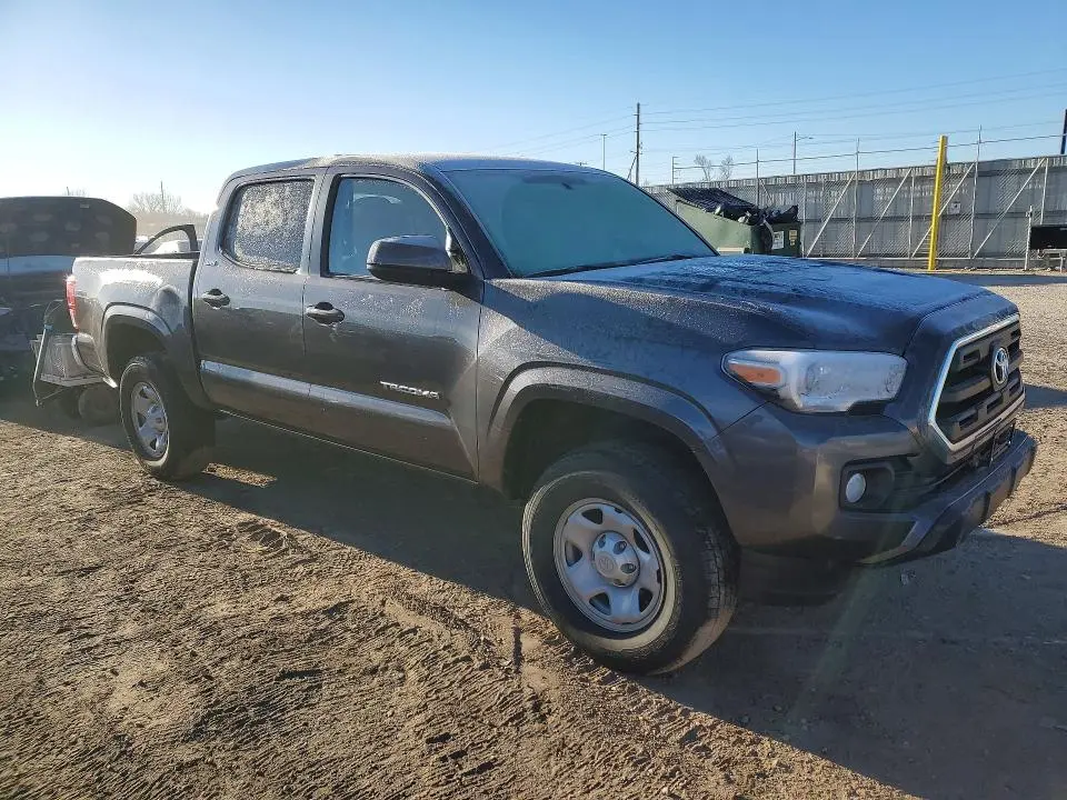 2016 TOYOTA TACOMA SR5 V6  