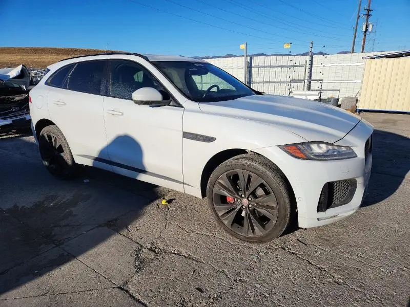2017 JAGUAR F-PACE S  