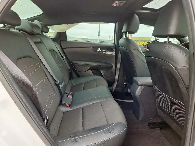 2024 KIA FORTE GT LINE  