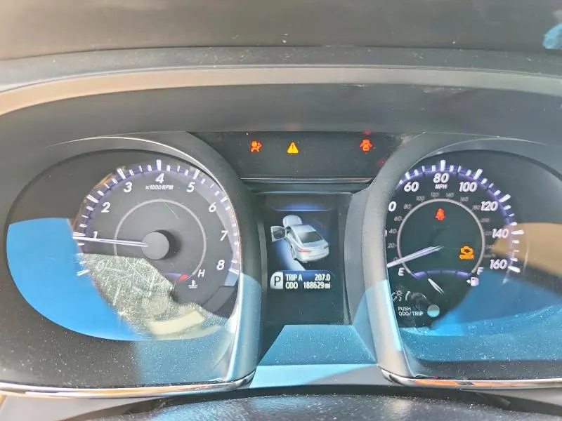 2015 TOYOTA AVALON XLE  
