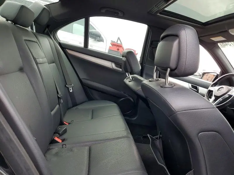 2013 MERCEDES-BENZ C 250  
