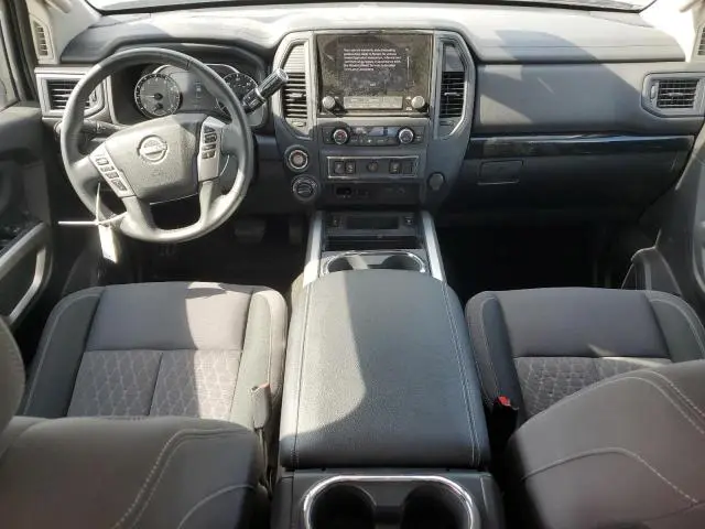 2024 NISSAN TITAN XD SV  
