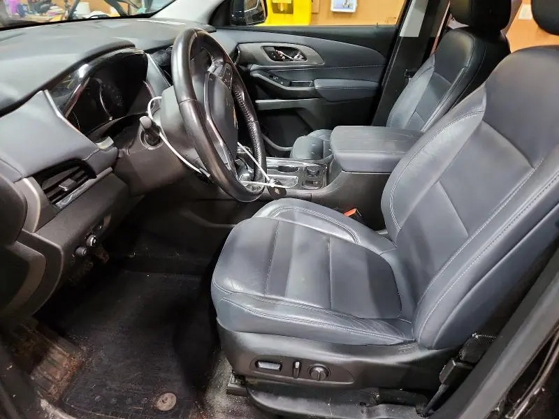 2020 CHEVROLET TRAVERSE LT  