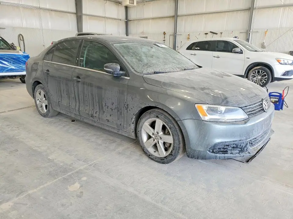 2013 VOLKSWAGEN JETTA TDI  