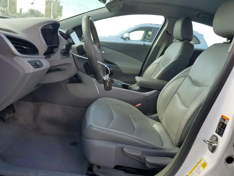 2017 CHEVROLET VOLT LT  