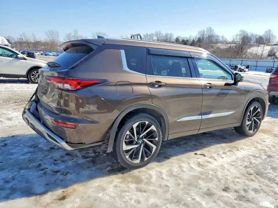 2024 MITSUBISHI OUTLANDER SEL  