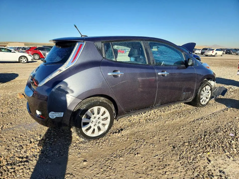 2013 NISSAN LEAF S  