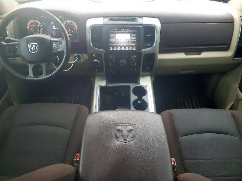 2014 RAM 1500 SLT  