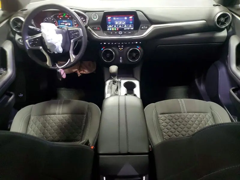 2021 CHEVROLET BLAZER 2LT  