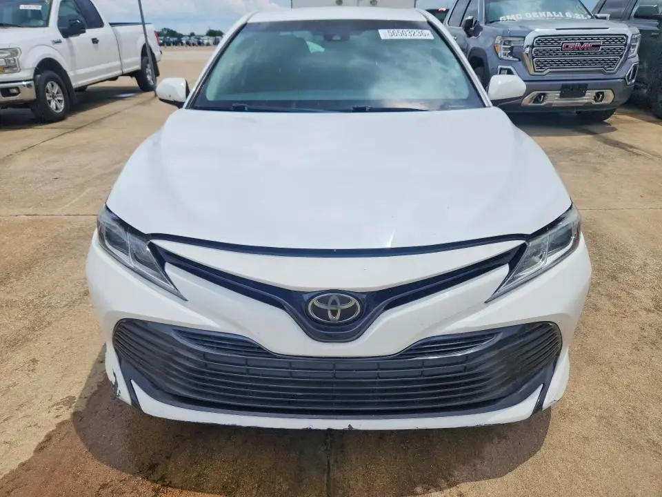 2018 TOYOTA CAMRY LE  
