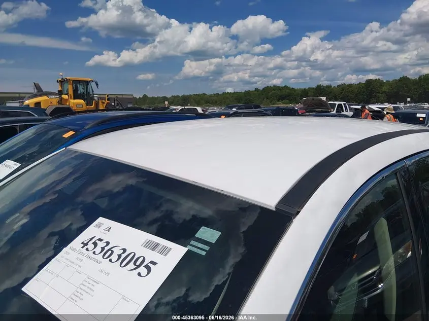 2020 FORD ESCAPE SE